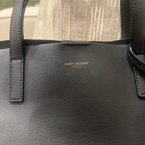 Authentic Saint Laurent Black Shopping Tote - Picture 3 of 13